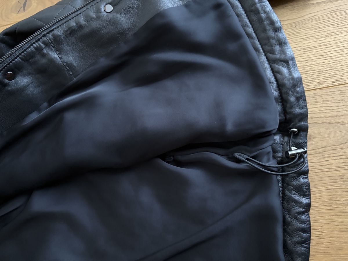 Massimo Dutti Giacche: Massimo Dutti Lederjacke gesteppt schwarz Grösse S – Usato da Chur venduto da Mity88 5