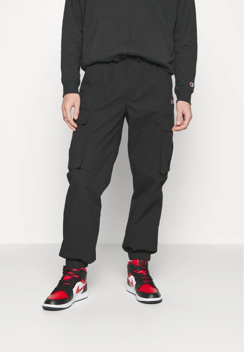 Pantaloni: Pantalon Cargo Champion – Usato da Villars sur glane venduto da Energon2010