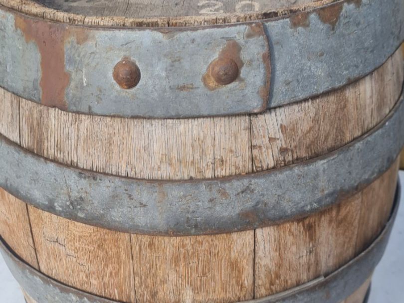 Tutte le decorazioni: Bierfass Gurten aus Eiche Gurtenbier – Usato da Hofstetten b. Brienz venduto da Nordtor 4