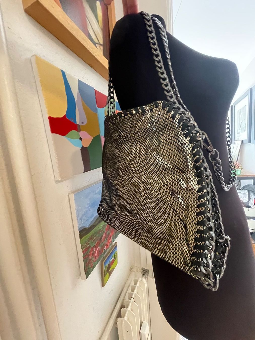 Stella McCartney Borse da donna: Stella McCartney Embossed Grey Falabella Mini Disco Bag – Usato da Genève venduto da lailas_things 3