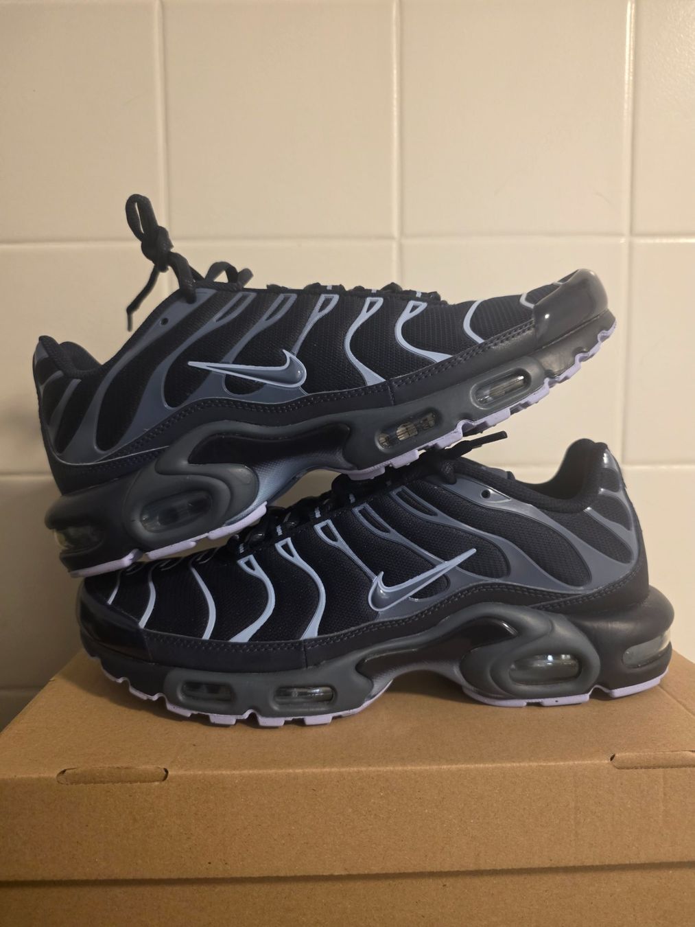 Nike Scarpe da uomo: Nike Air Max Plus TN – Nuovo e nell'imballaggio originale da Fleurier venduto da dav_xx8y