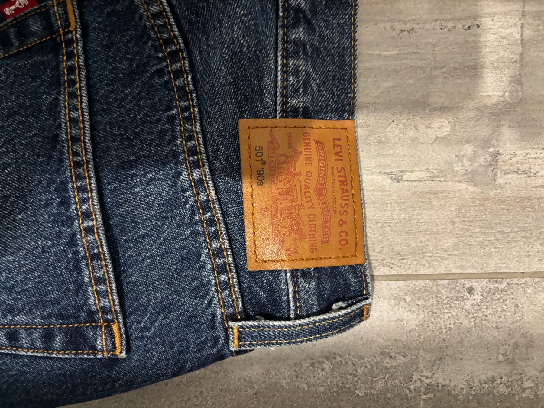 Levi's Jeans: Levi's Jeans 501 '90s – Nuovo (secondo la descrizione) da Duebendorf venduto da tom_lp2m 2
