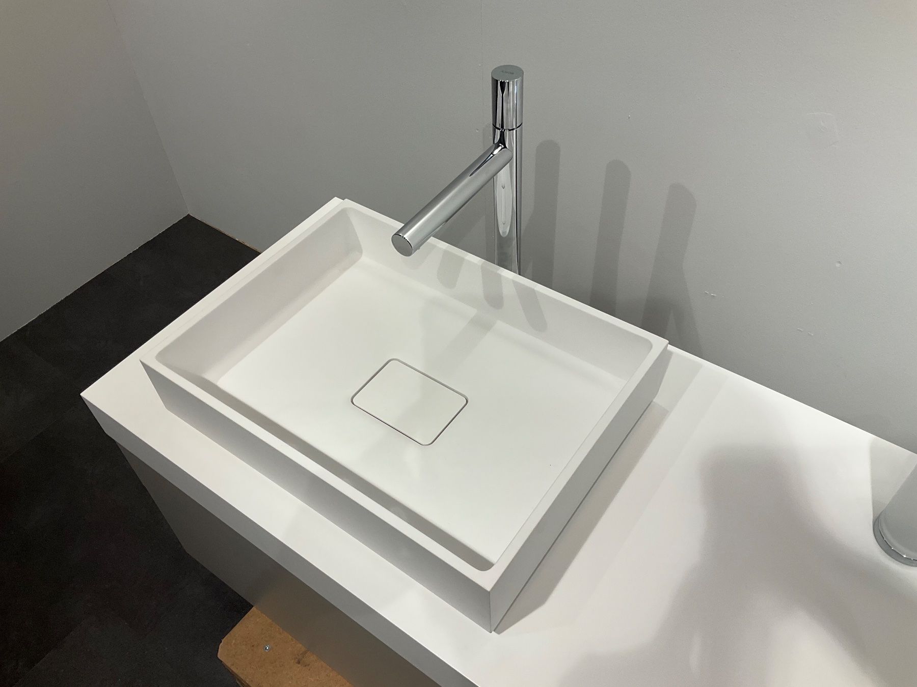 Mobili per bagno: 076 Badmöbelkombination, weiss/grau, 160cm – Nuovo (secondo la descrizione) da Derendingen venduto da Meisterstuecke 5