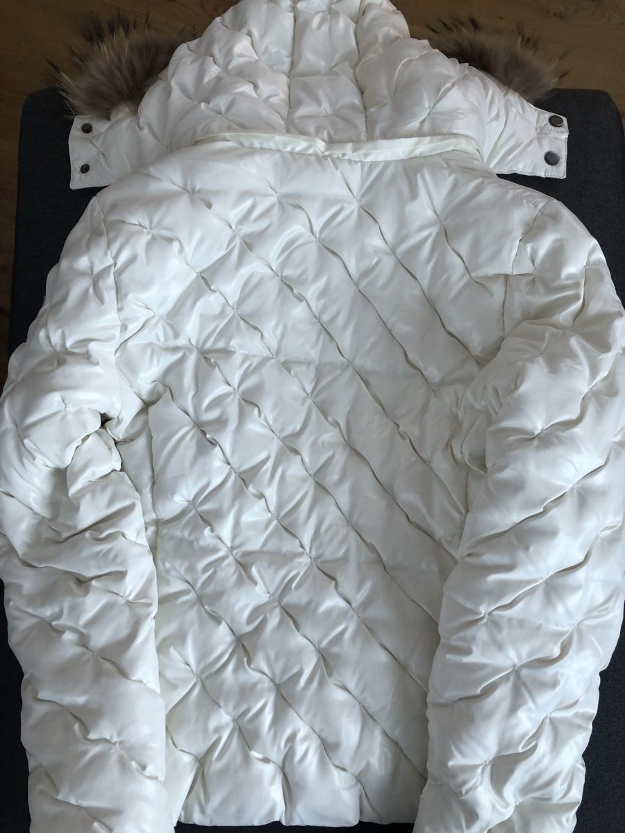 Moncler Giacche: Moncler Winterjacke – Usato da Zürich venduto da sel_9kd 1