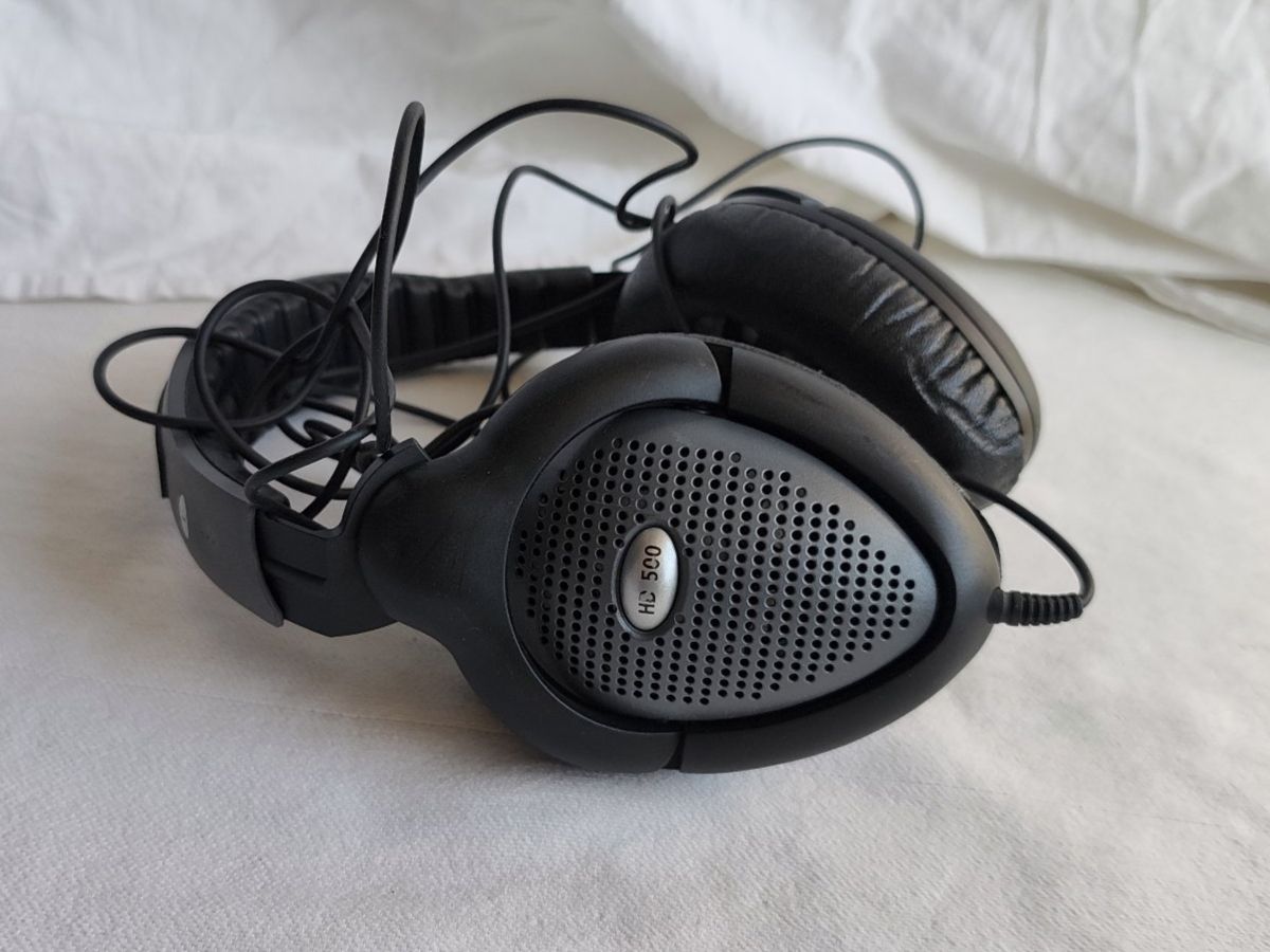 Sennheiser Cuffie: Sennheiser HD500 – Usato da Oberwil BL venduto da suaku