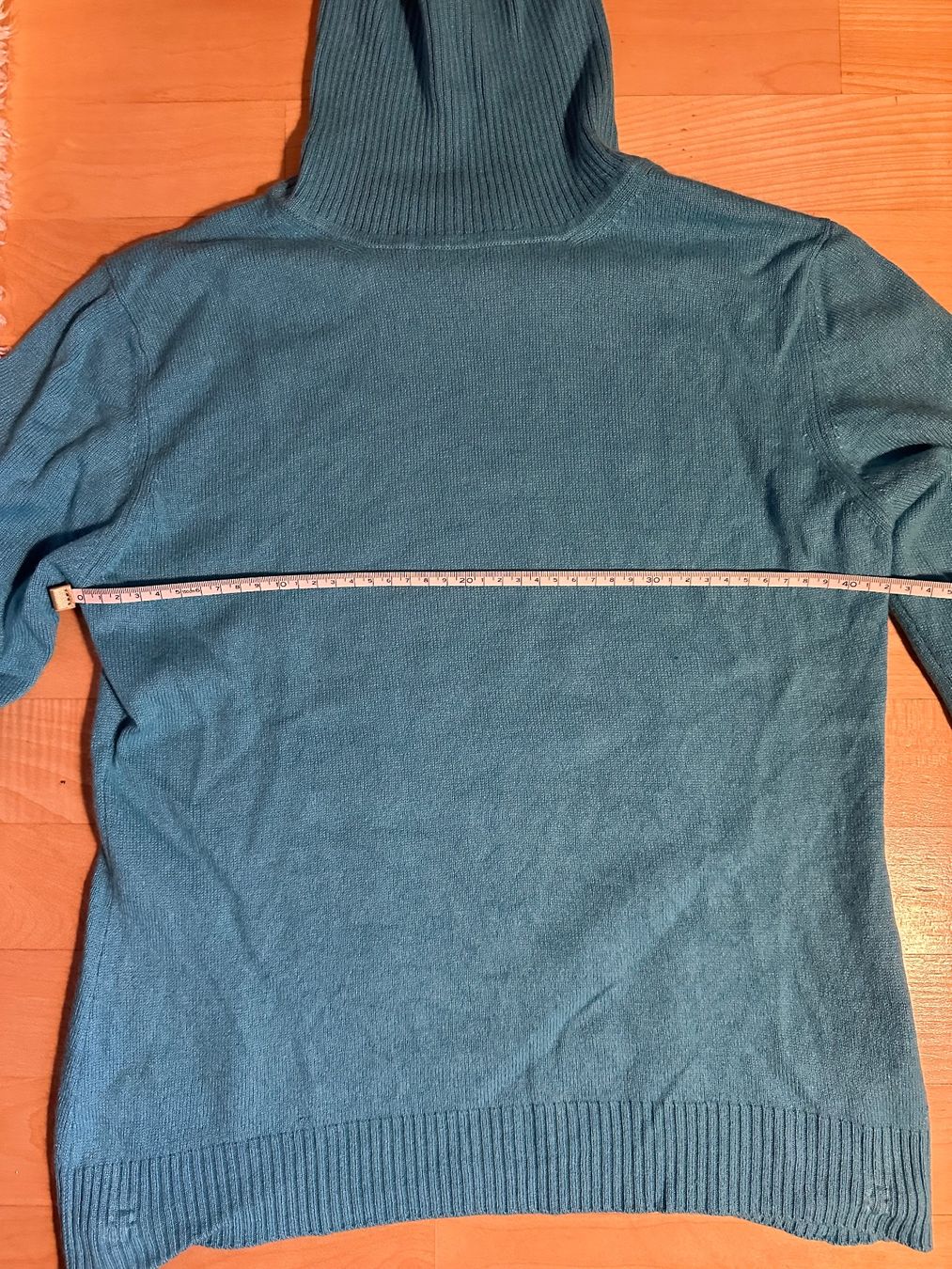 Maglioni & Felpe: Cashmere-Seide Rollkragenpullover, hellblau, Grösse M – Usato da Hergiswil NW venduto da kaufe_at_kaufmann 5