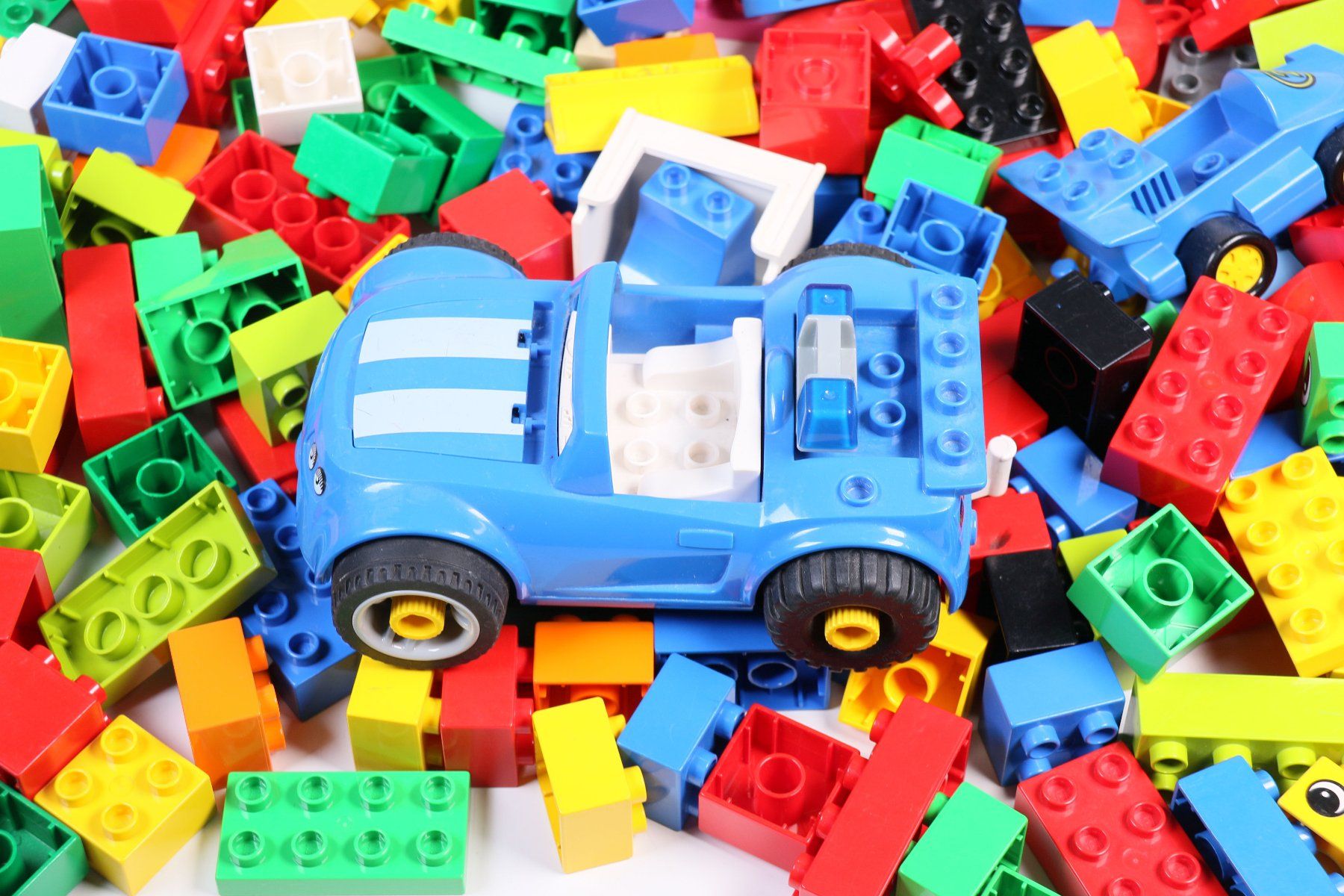 Lego Kit di costruzioni: Grosse Menge Lego Duplo Teile über 2kg – Usato da Hettlingen venduto da Scholi99 1