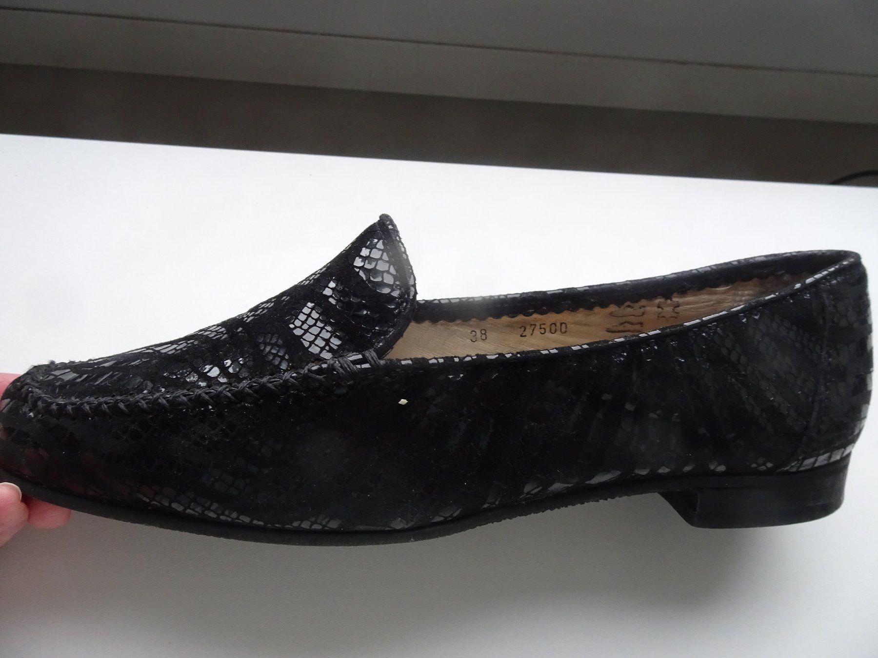 Brunate Scarpe da donna: Eleganter schwarzer Schuh von Brunate – Usato da männedorf venduto da purzelchen 1