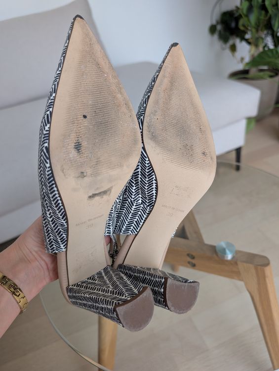 Chaussures femmes: Black & White Pointed Slingbacks, Size 39  – D'occasion à Lachen SZ par joa_rf9n 2