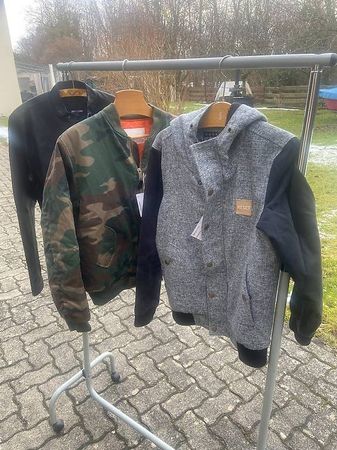 Vestes Garçon Taille 176-S ou fille 10 ans