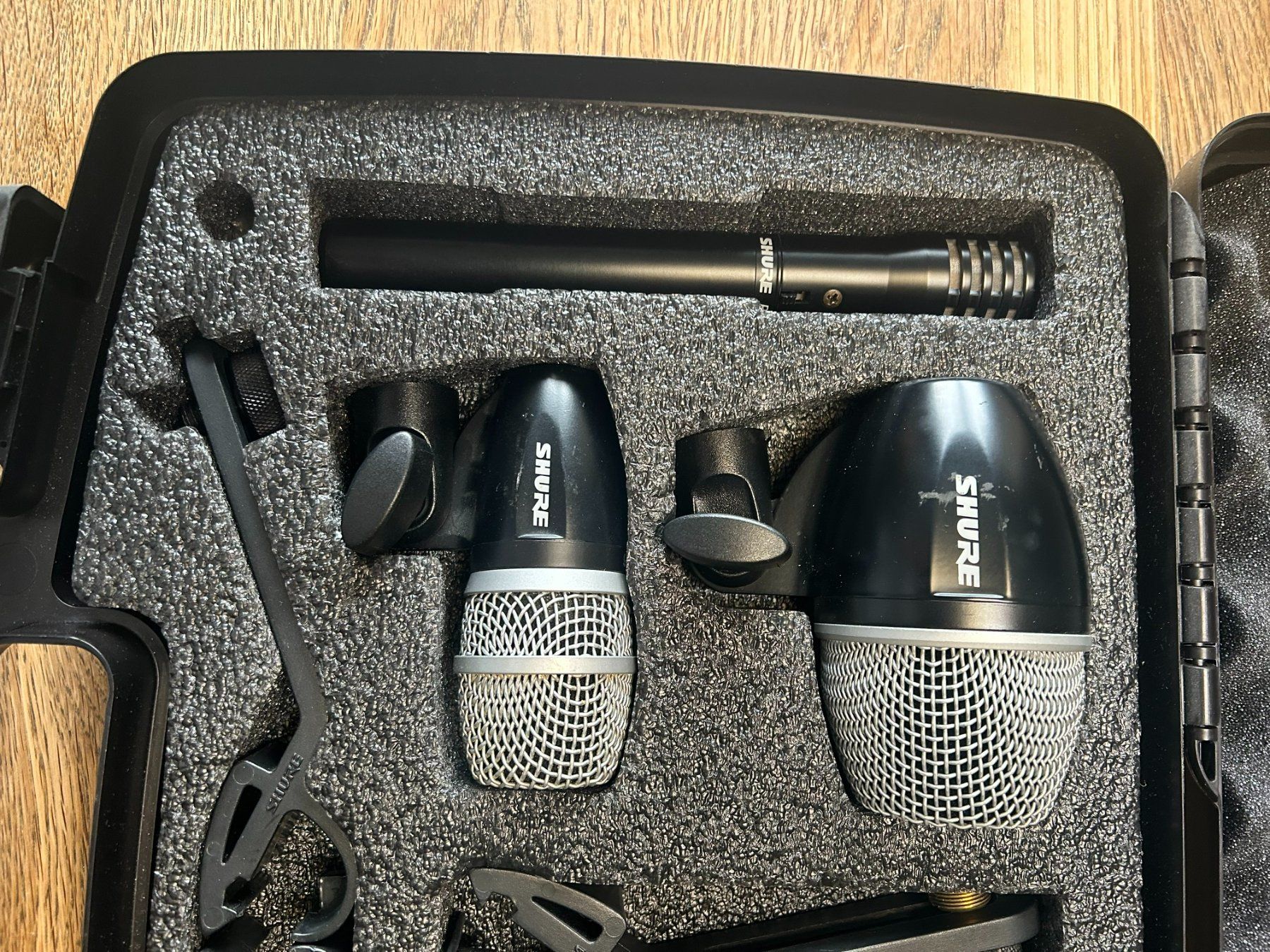 Shure Microfoni: Shure drum-Mic-Set – Usato da Bützberg venduto da martibuetz01 2