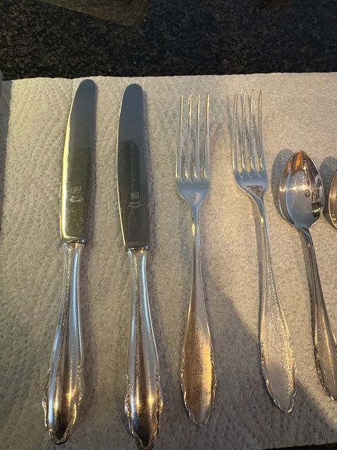 Set di posate: Versch. Besteck Silber – Usato da Schübelbach venduto da S1CH 2