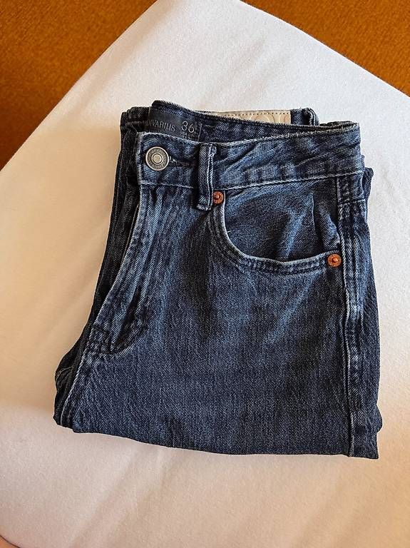 Jeans: Jeans bootcut bleu foncé – D'occasion à Yvorne par mel_wic 3