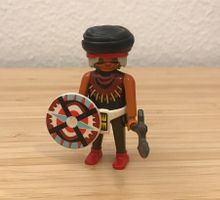 Playmobil Indianer Figur mit Schild und Axt