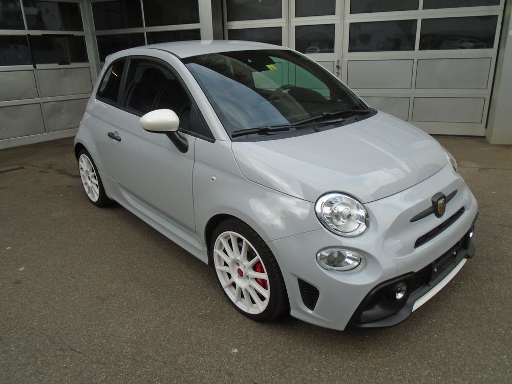 FIAT595 Abarth 1.4 T-Jet 180 Esseesse