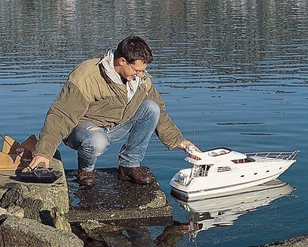 Robbe Modellismo RC: Najade Jacht, 96cm lang neu – Nuovo e nell'imballaggio originale da Horgen venduto da RcModell 1