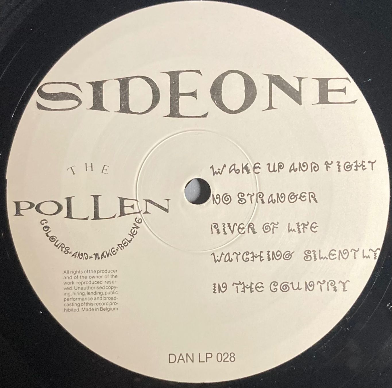 Dischi in vinile: THE POLLEN - COLOURS AND MAKE BELIEVE – Usato da Poliez-Pittet venduto da Newtown-Records 2