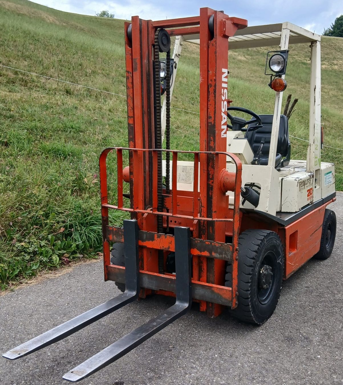 Nissan Carrelli elevatori e a forche: Gabelstapler NISSAN 20 – Usato da Fischingen venduto da nat_9qn7 1