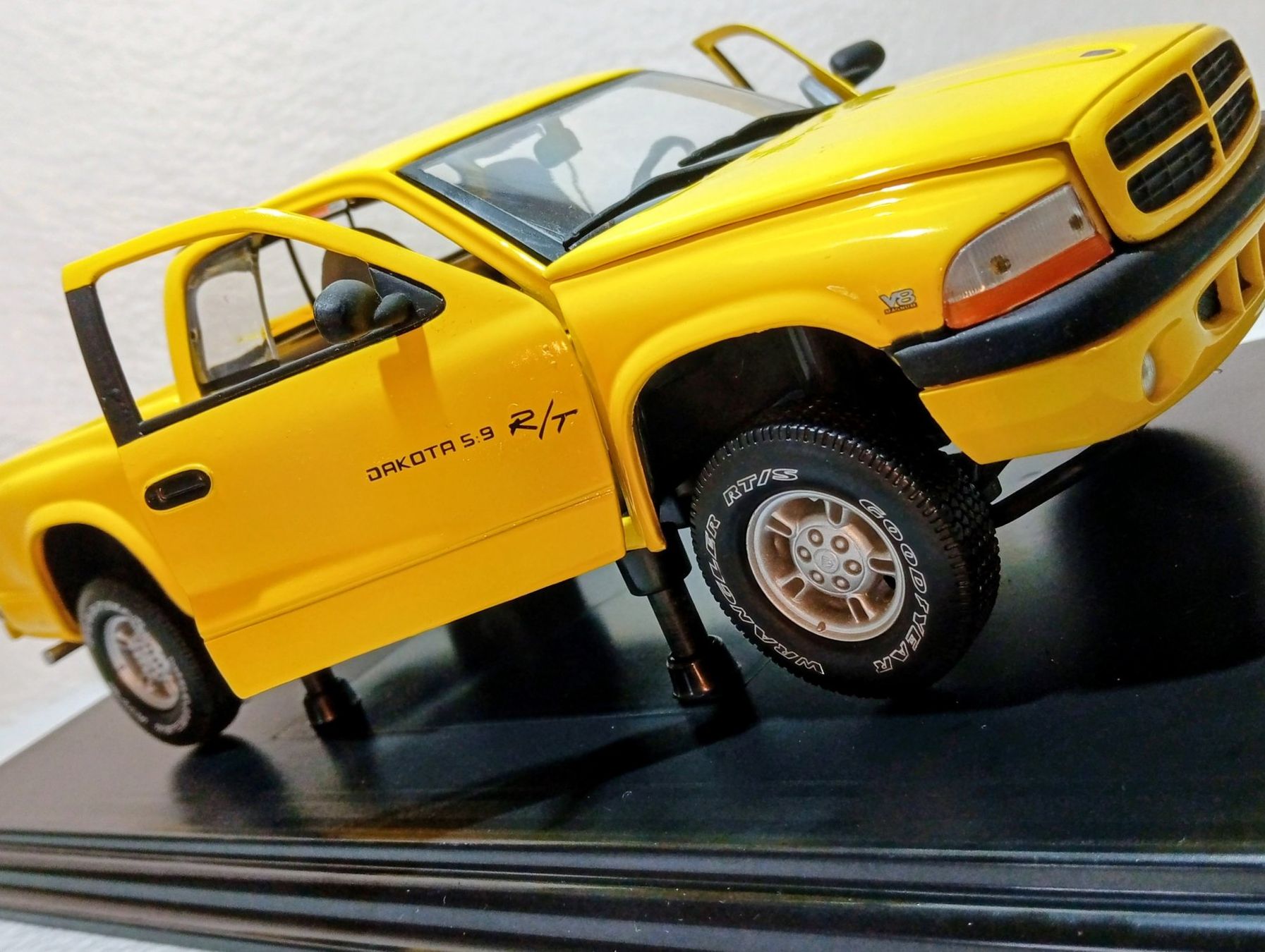 Dodge Voitures modèles: Dodge Dakota  R/T – Neuf (Voir description) à Huttwil par Secondtrain 5