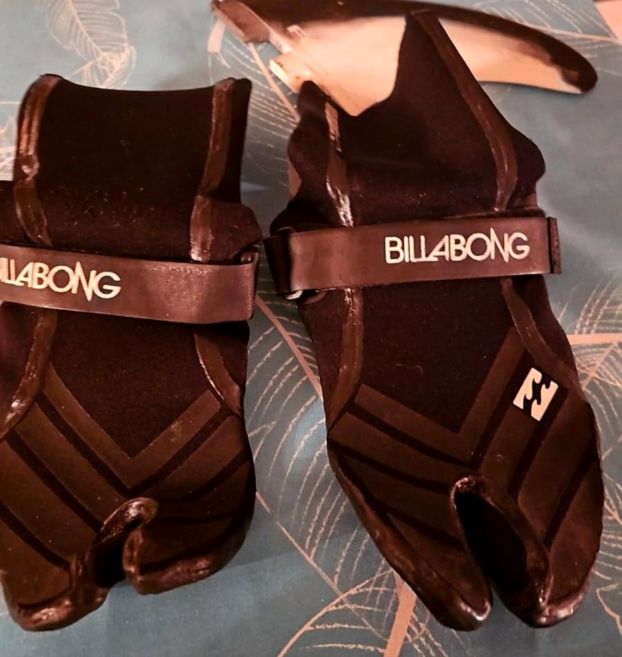 Billabong Scarpe da uomo: NEUWERTIGE BILLABONG NEOPRENSCHUHE SURF/ SPLIT TOE – Nuovo (secondo la descrizione) da Laupen BE venduto da AUSSIEGIRL1109 1