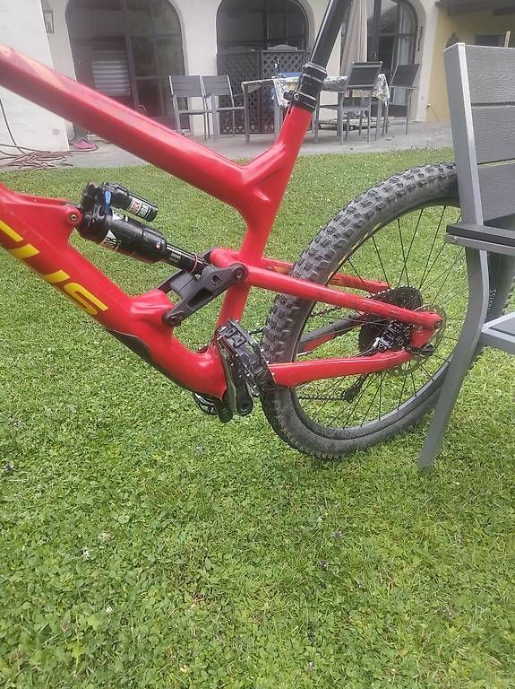 Vélos: Carbon Mountainbike fully Focus SAM Enduro L – D'occasion à Frutigen par Daniel_Fru 1