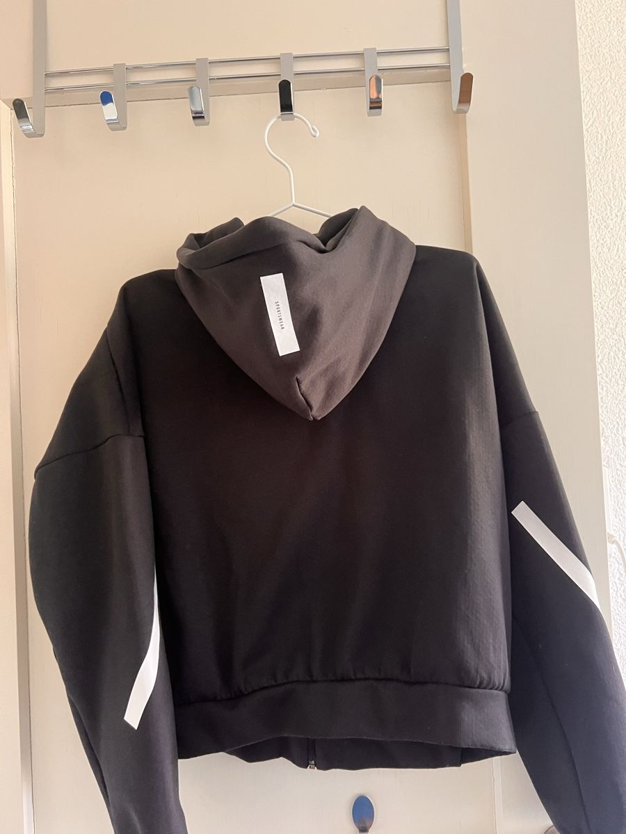 Adidas Pulls & Sweat-shirts: Adidas Kapuzenjacke – Neuf (Voir description) à Zürich par fla_2552 1