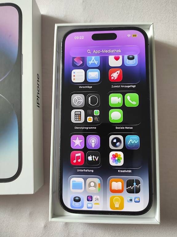 Telefoni cellulari / Smartphones: iPhone 14 Pro Purple Batterie  85% – Usato da Reinach BL venduto da mil_b29q
