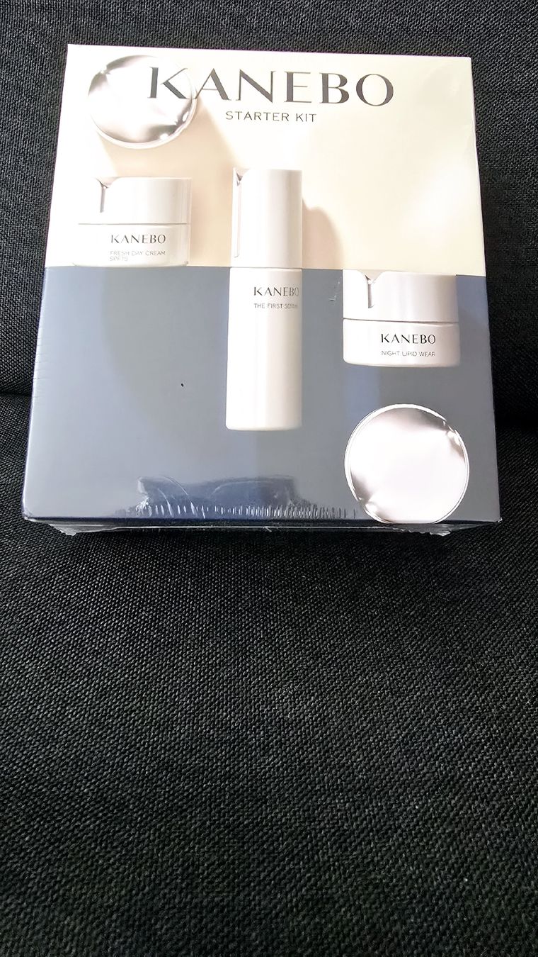 Shiseido Cura del viso: KANEBO Starter Kit. – Nuovo e nell'imballaggio originale da Zürich venduto da ata_c8nh 9