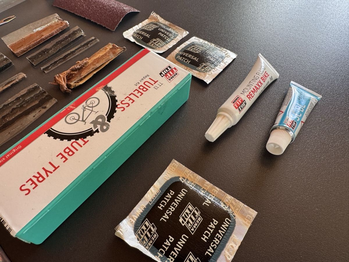 Specialized Ersatzteile: Specialized Tubeless Ventile & Reparatur Set – Gebraucht aus St. Stephan von riverjuren 4