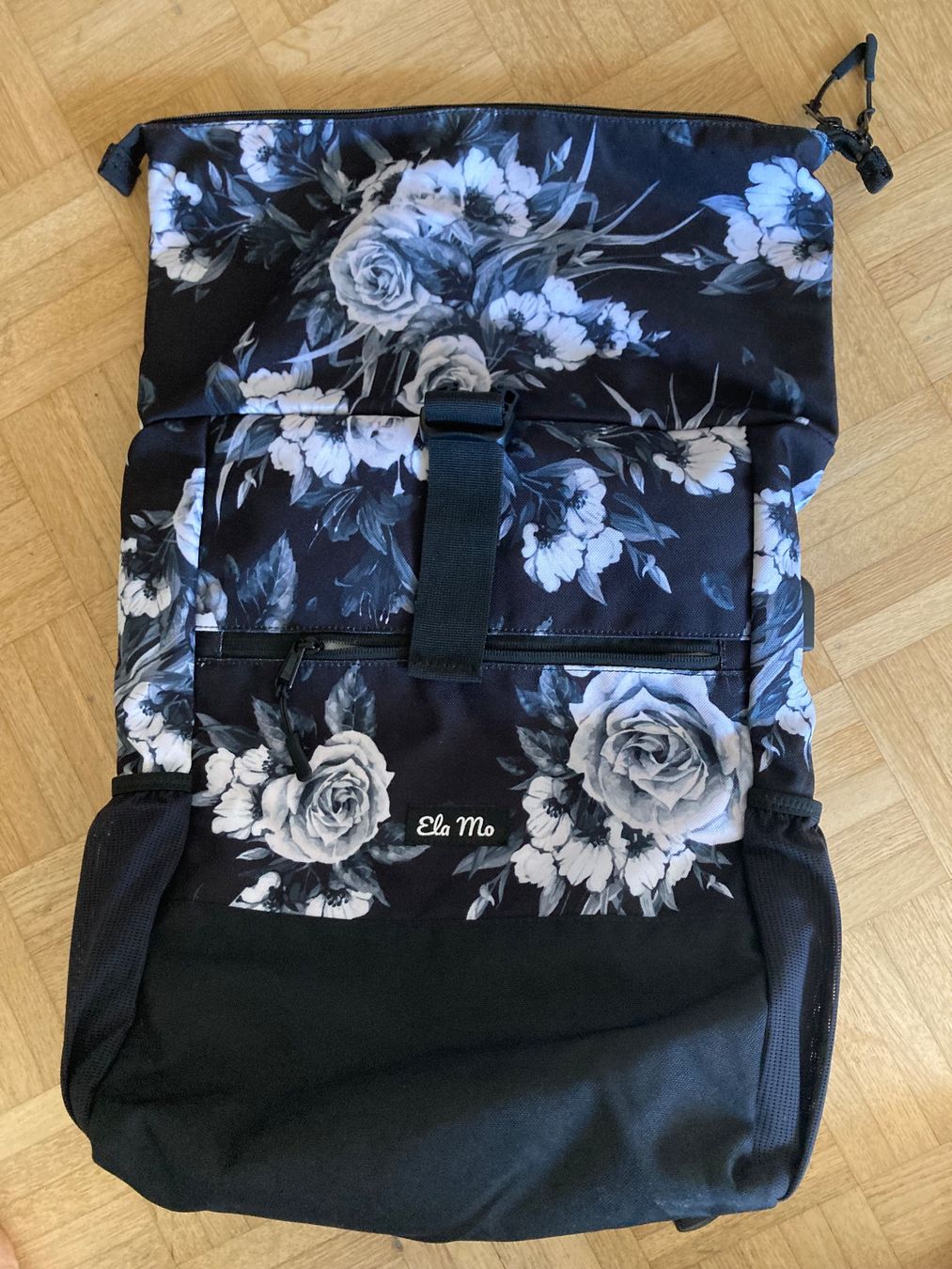 Sacs à dos: Ela Mo® Rolltop Rucksack – D'occasion à Thalwil par Anahi