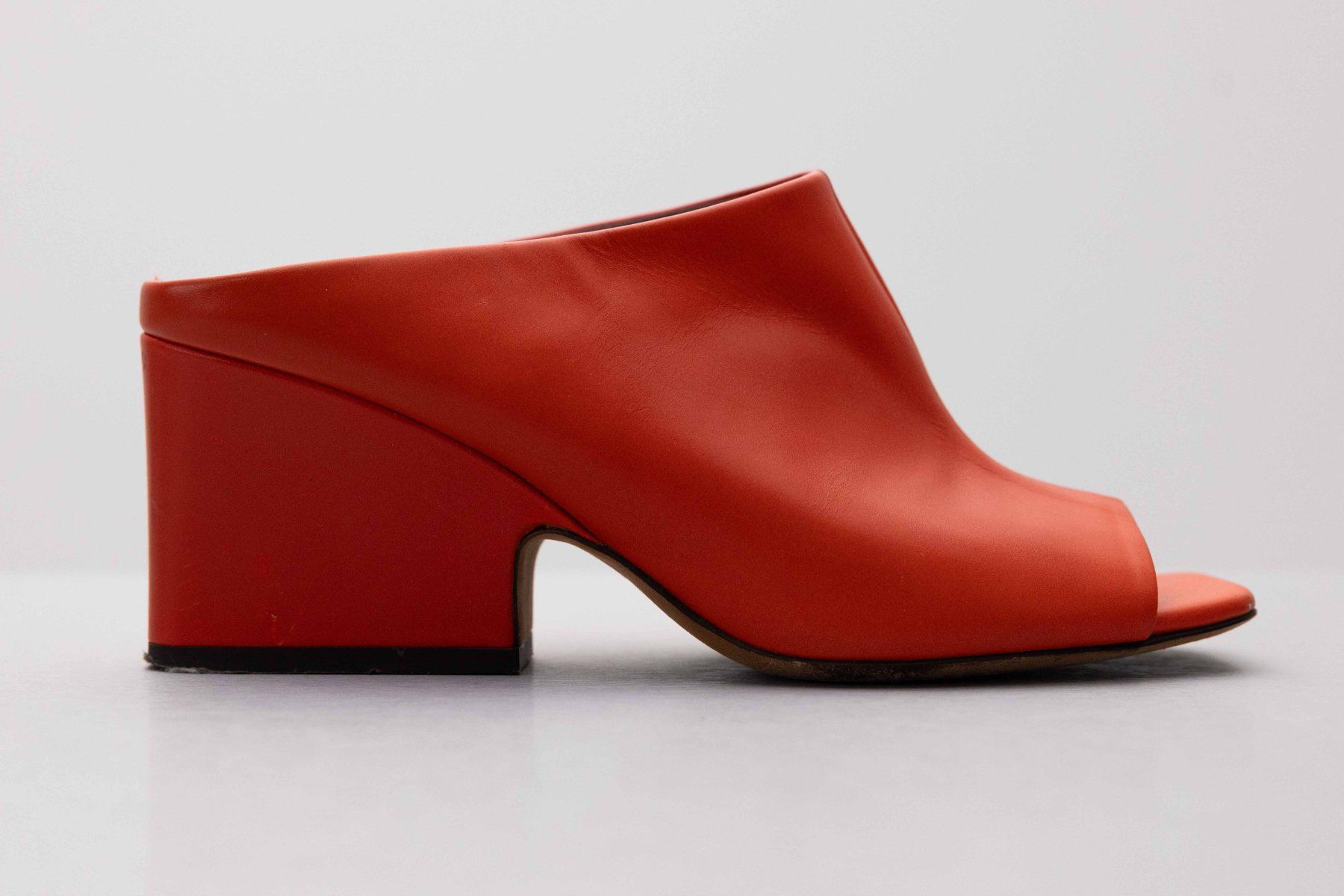 Celine Chaussures femmes: Celine mules – D'occasion à Zürich par car_8ggm
