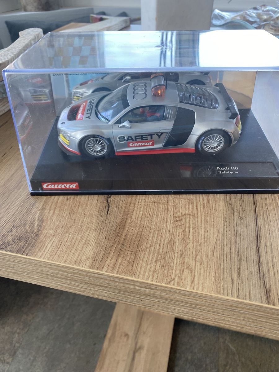 Carrera Piste: Carrera Digital 1:24 Safety Car – Nuovo e nell'imballaggio originale da Bächli (Hemberg) venduto da aika012 1
