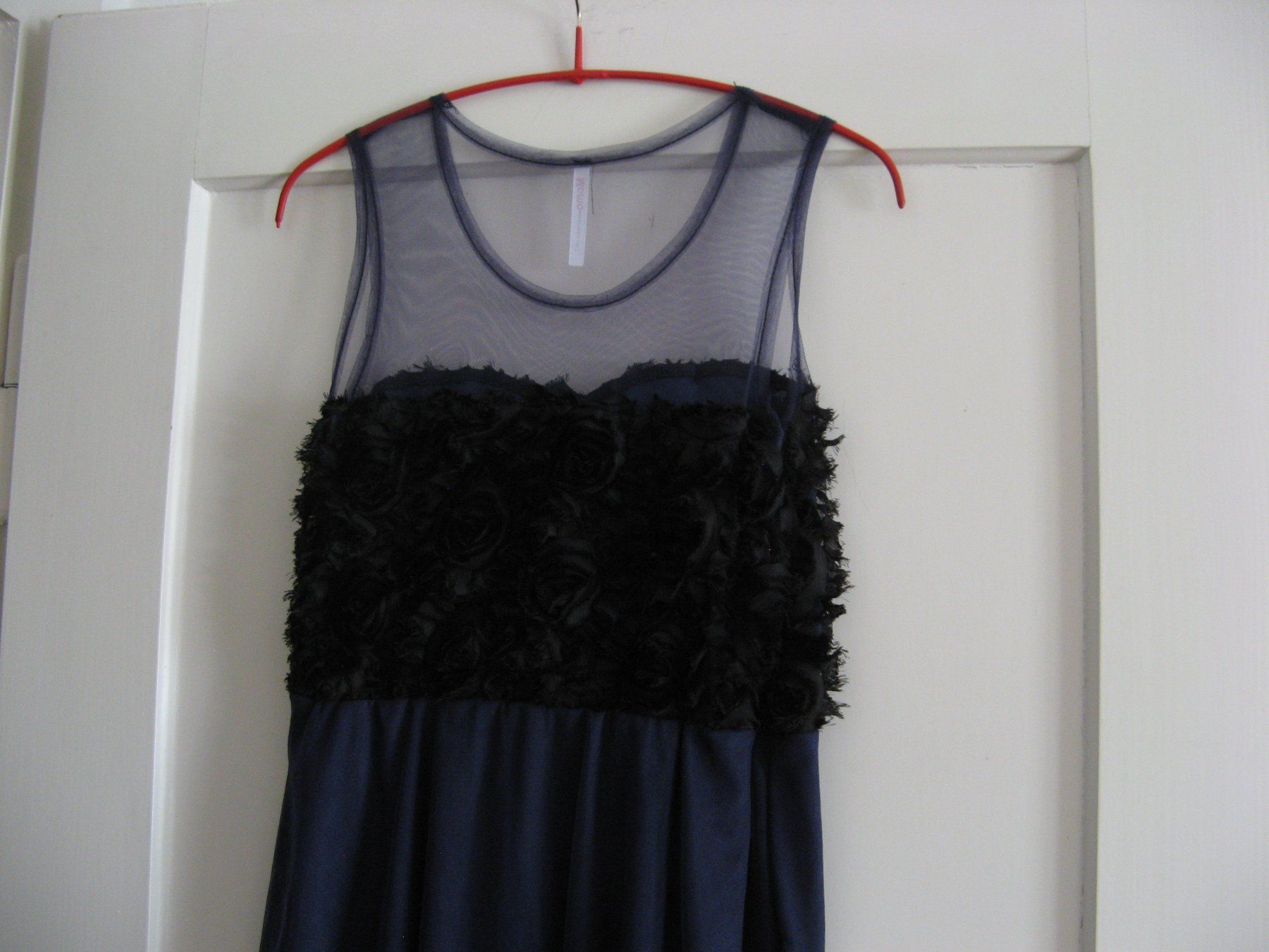 Vestiti: Kleid dunkelblau-schwarz Gr. 34/36 – Nuovo (secondo la descrizione) da Zürich venduto da apil 4
