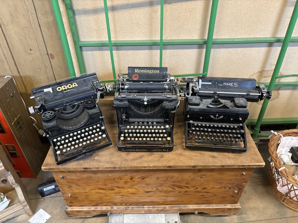 3 alte Schreibmaschinen | Kaufen auf Ricardo