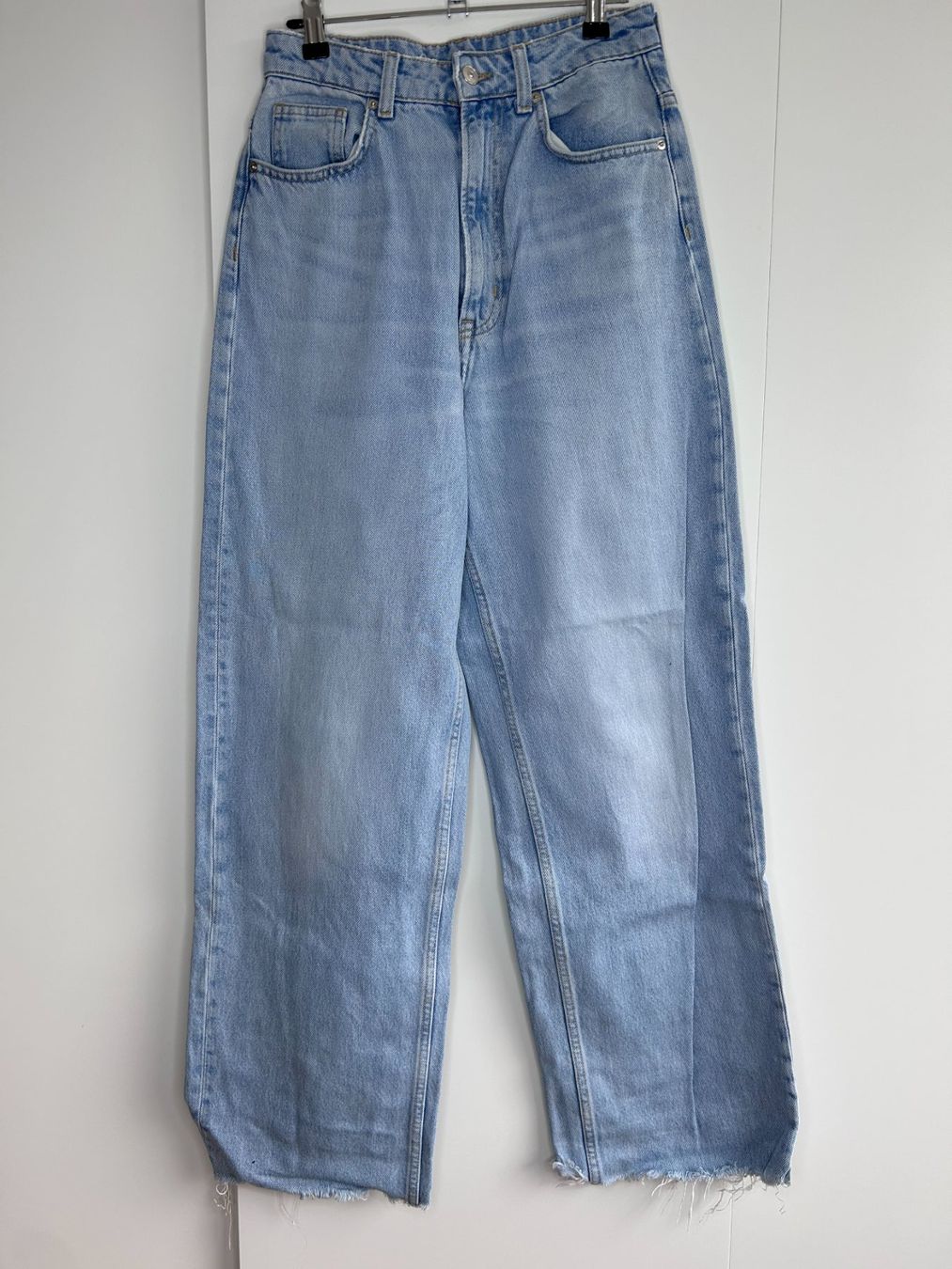 H&M Jeans: H&M Jeans – Usato da St. Gallen venduto da look-twice