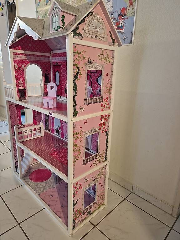 Puppenhäuser & -möbel: Puppenhaus – Gebraucht aus Emmenbrücke von AKTA3123 1
