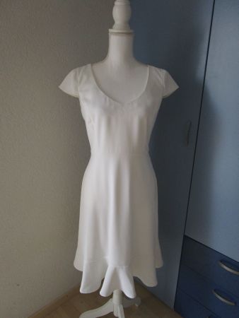 Elegantes Kleid Scervino Street Gr. Ital. 42, ca. Gr. 36