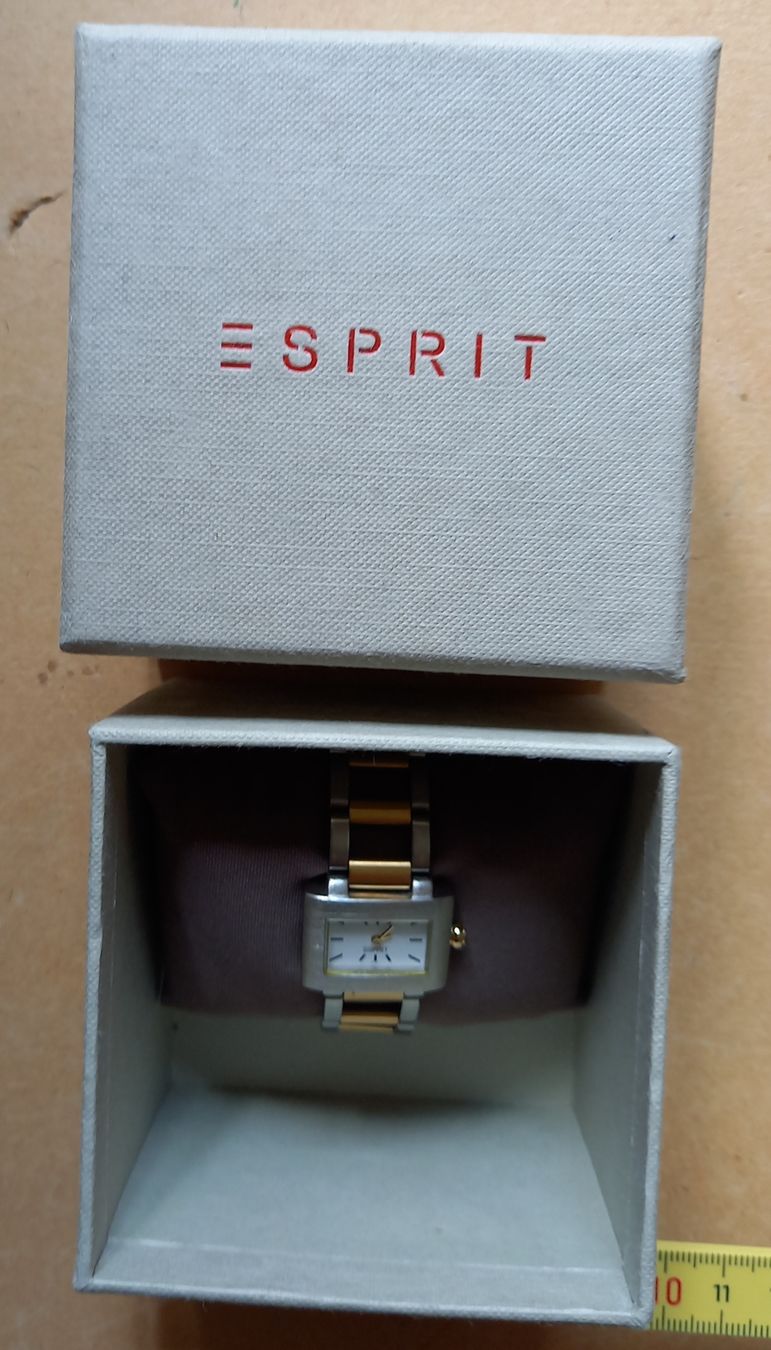 Esprit Uhren: Damen Uhr Quarz, Esprit mit Boxen – Gebraucht aus Adliswil von cha_fq9f 5
