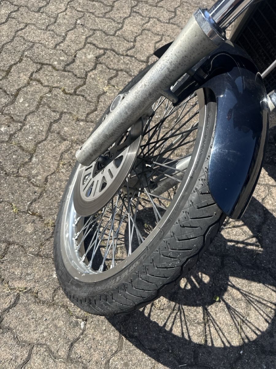Suzuki Chopper: Suzuki Intruder VS 800  – Usato da Wettingen venduto da kw9_d8y7 4