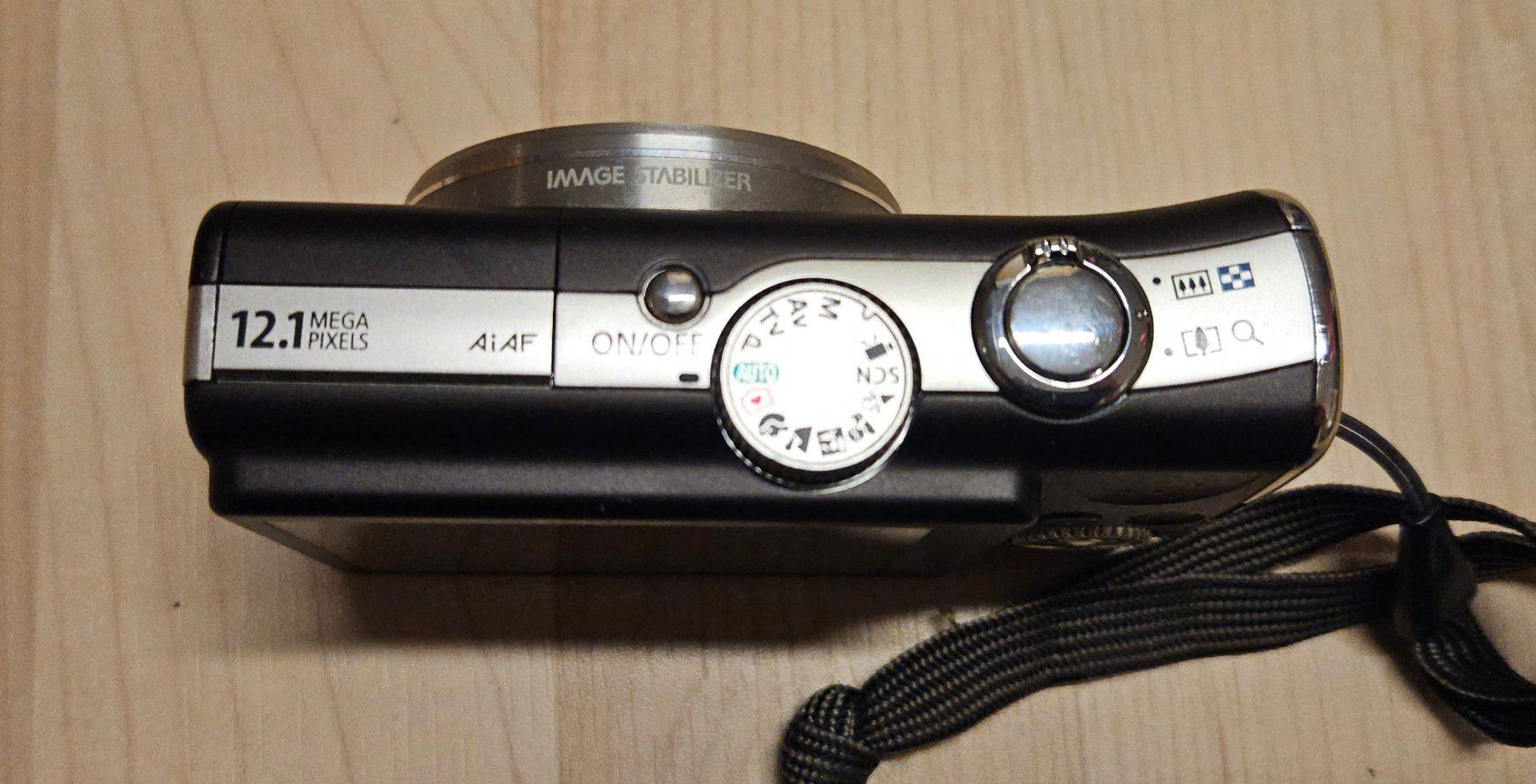 Canon Fotocamera: Canon PowerShot SX200 IS Set – Usato da Zwillikon venduto da Funfun 6