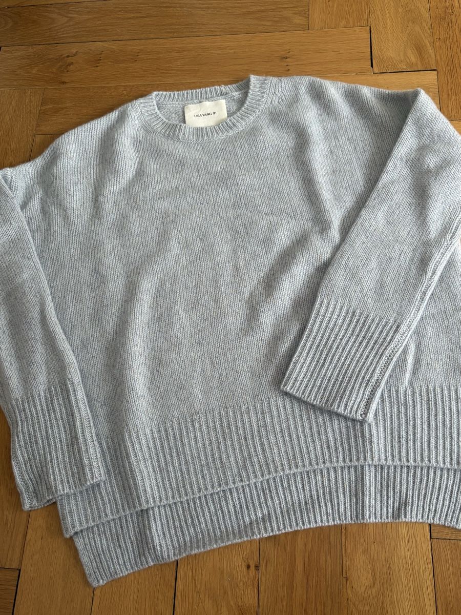 Maglioni & Felpe: Damen Pullover LISA YANG  GrösseS 100% Kaschmir  hellblau – Nuovo (secondo la descrizione) da Basel venduto da Claudiam57