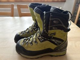 Bergschuhe Lowa Alpine Expert GTX Gr. 41,5
