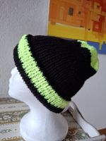 Handgestrickte Slouch Beanie Schwarz Neonrand Unisex 35