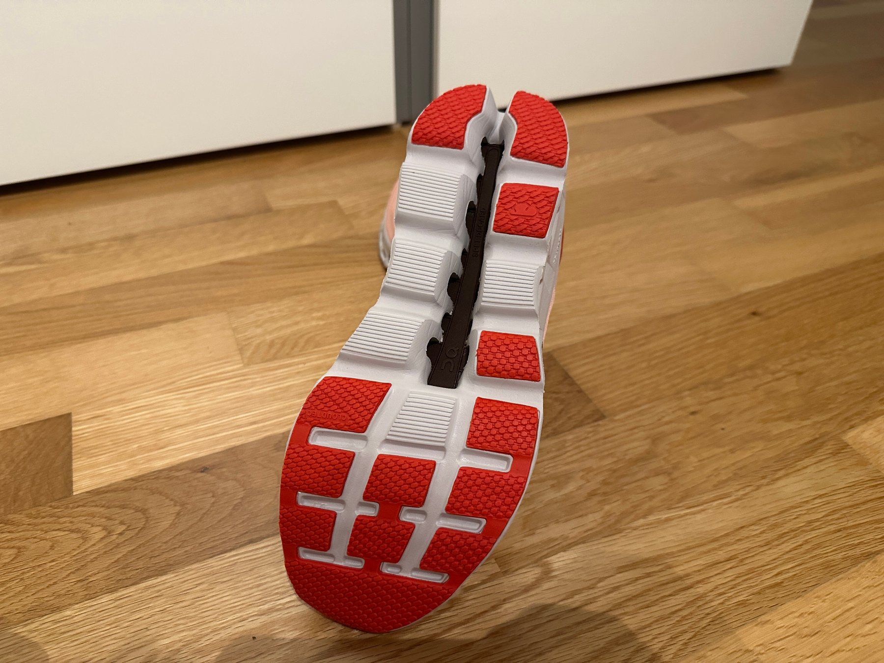 On Scarpe da uomo: On Cloud Schuhe Grösse 40 – Nuovo (secondo la descrizione) da Alpnach-Dorf venduto da Skai0 3