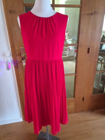 Comma Damen Kleid rot Gr. 38