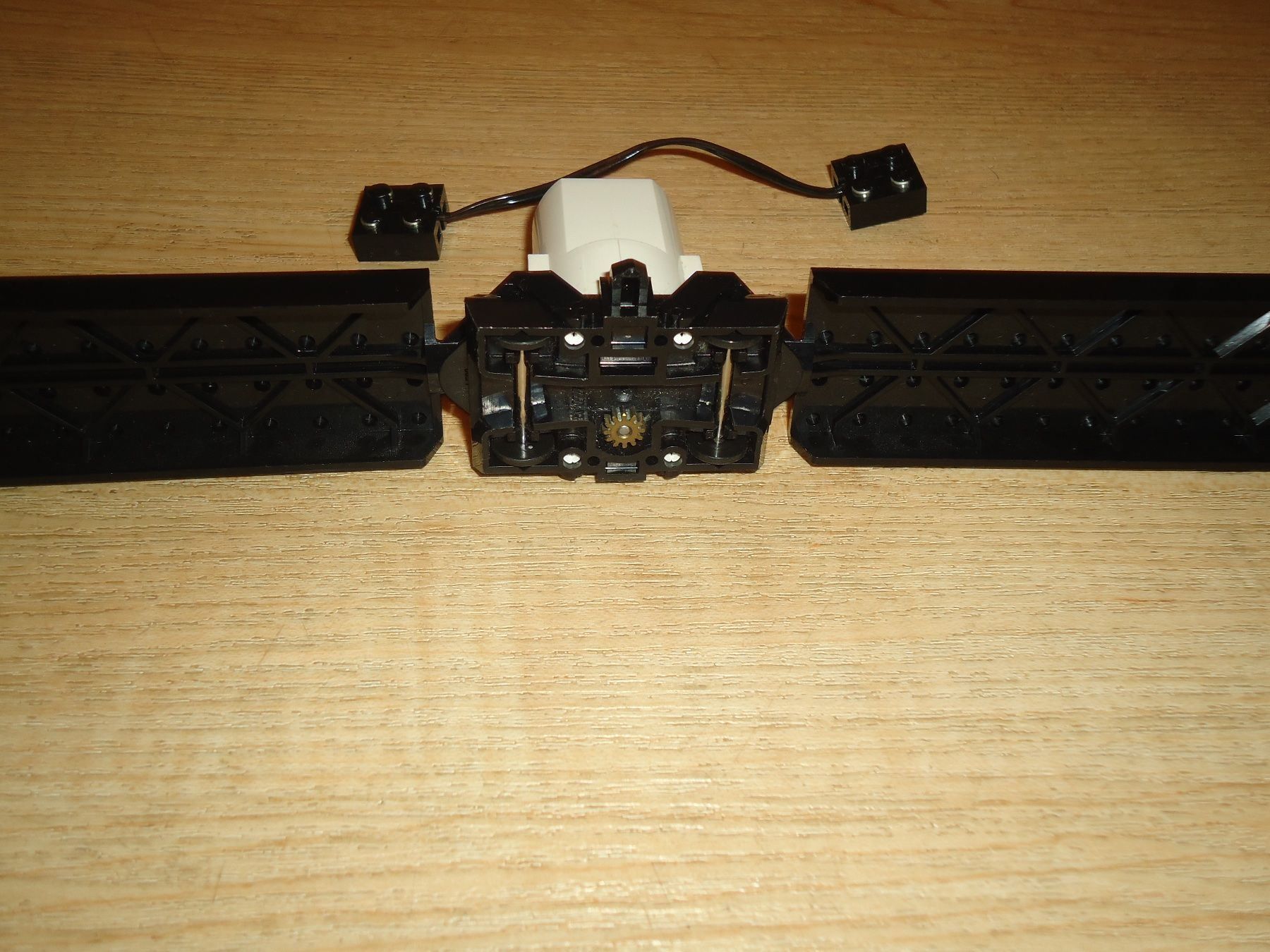 Lego Giocattoli: Lego Monorail Motor mit den Schlitten – Usato da Schattdorf venduto da mamo1952 3