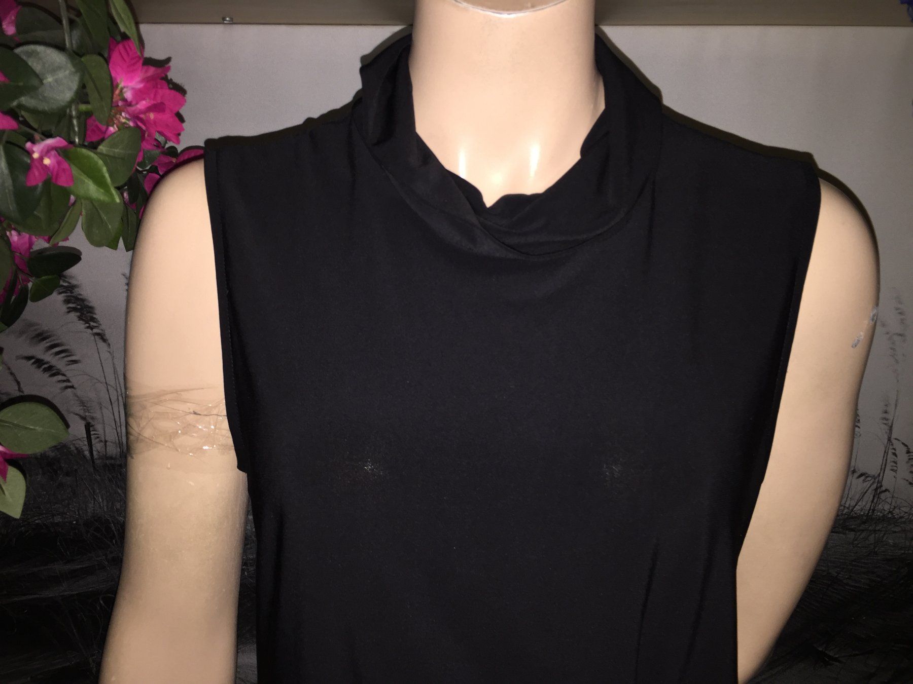 DKNY Tops: DKNY Haut / Shirt taille / Grosse M – Gebraucht aus Cossonay-ville von Super-Price-Quality 1