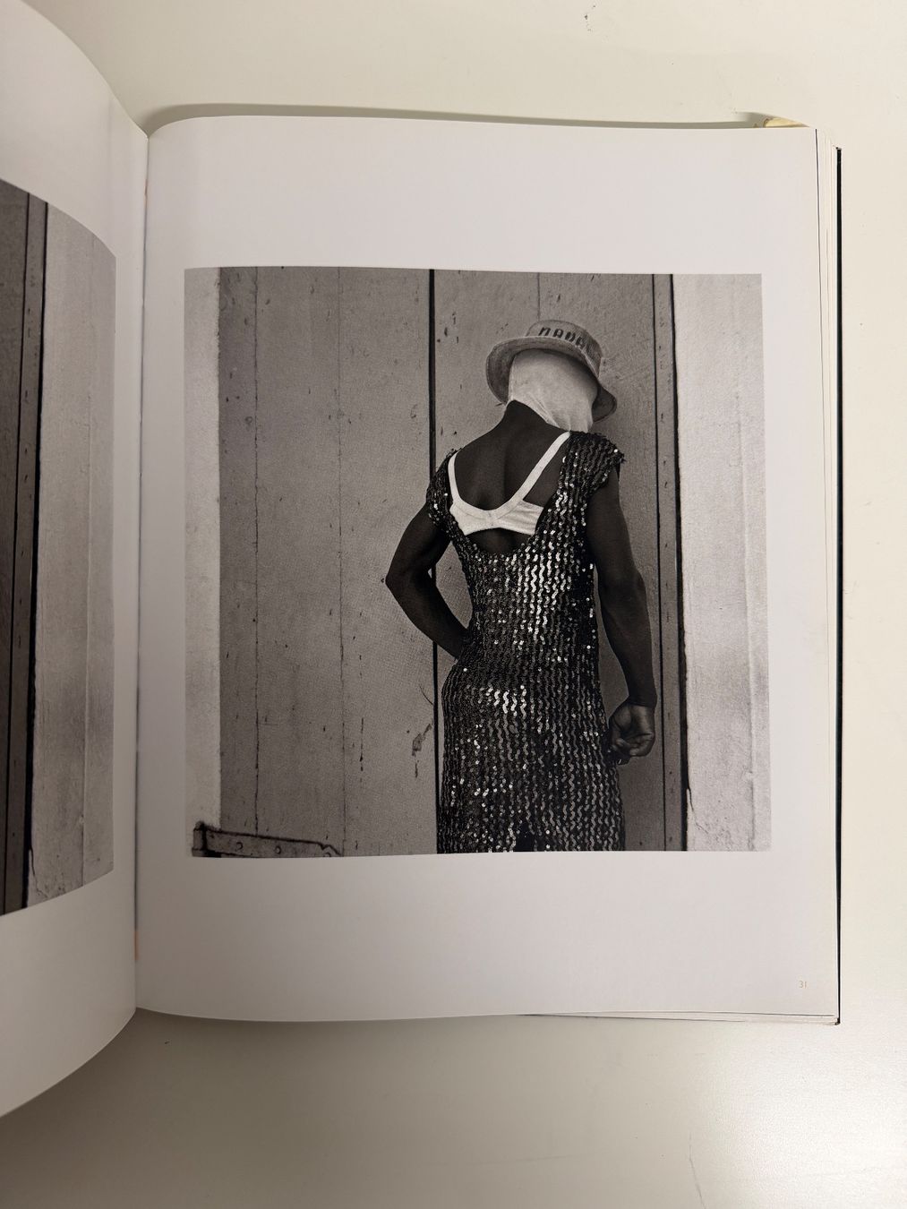Libri: Leah Gordon - Kanaval (2010) – Usato da Bern venduto da ElevenFive 3