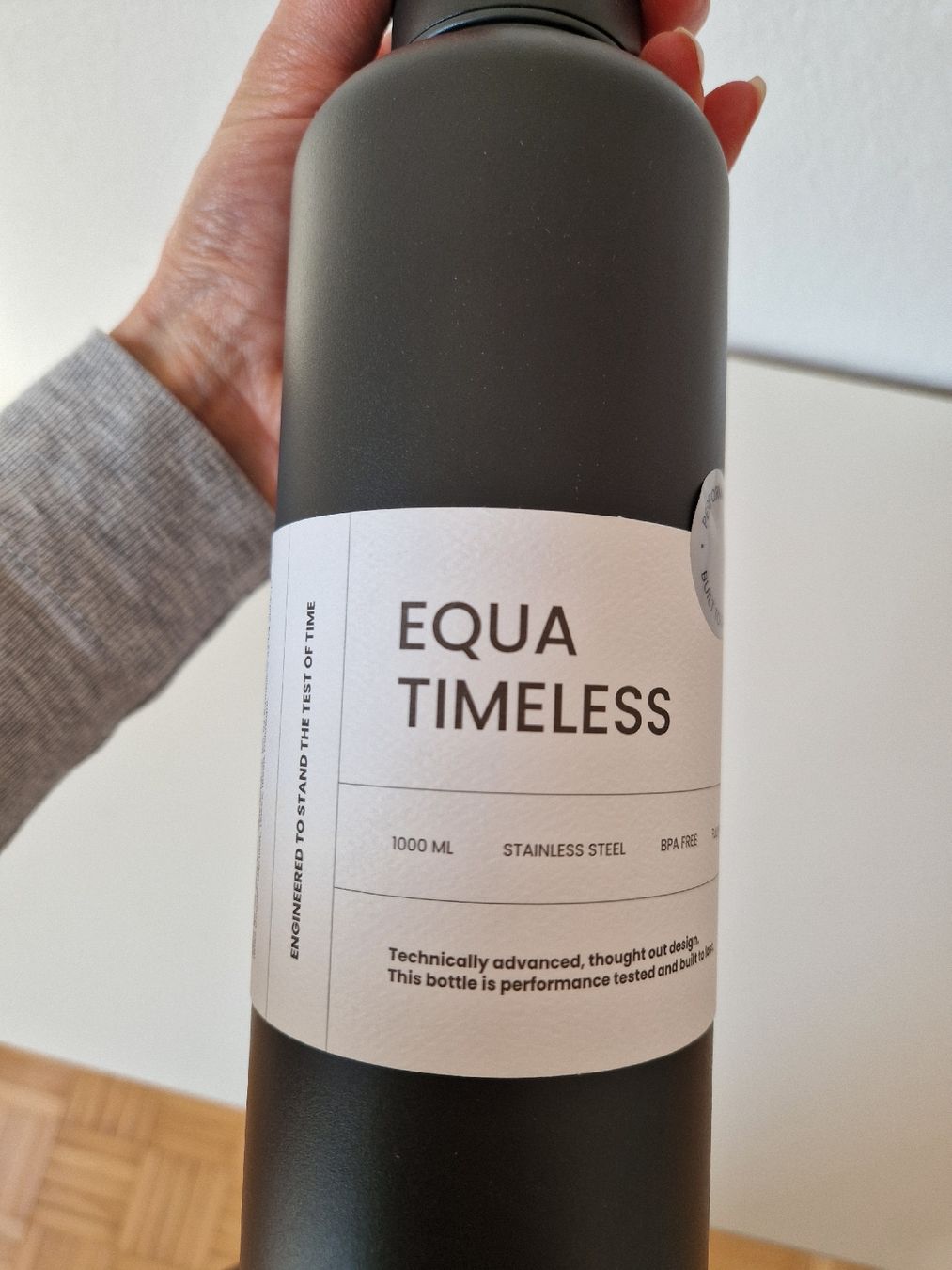 Trinkflaschen & Thermosflaschen: EQUA Timeless Trinkflasche Schwarz aus Edelstahl – Neu und originalverpackt aus Samstagern von DatJulie 3