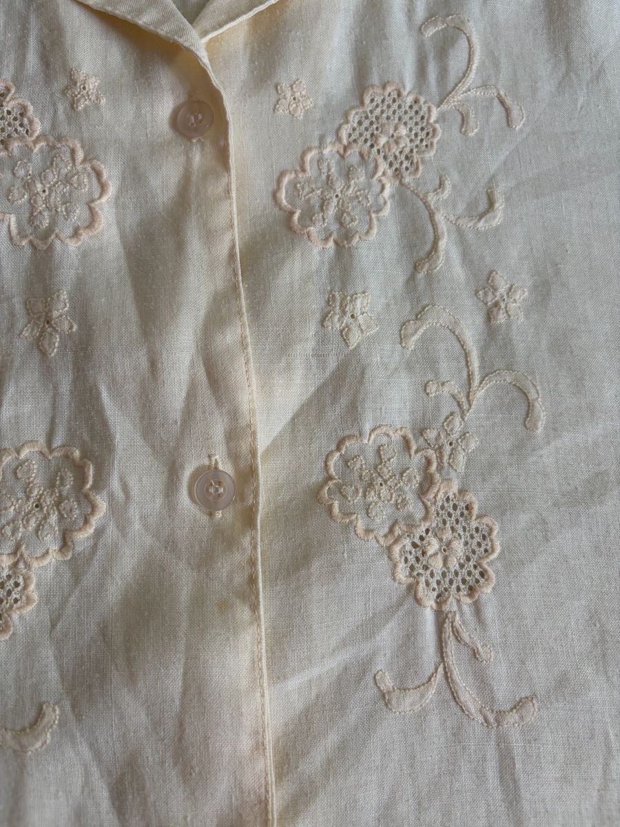 Camicette: VINTAGE ORIENTAL EMBROIDERED BLOUSE  – Usato da Zürich venduto da dor_9l9g 1